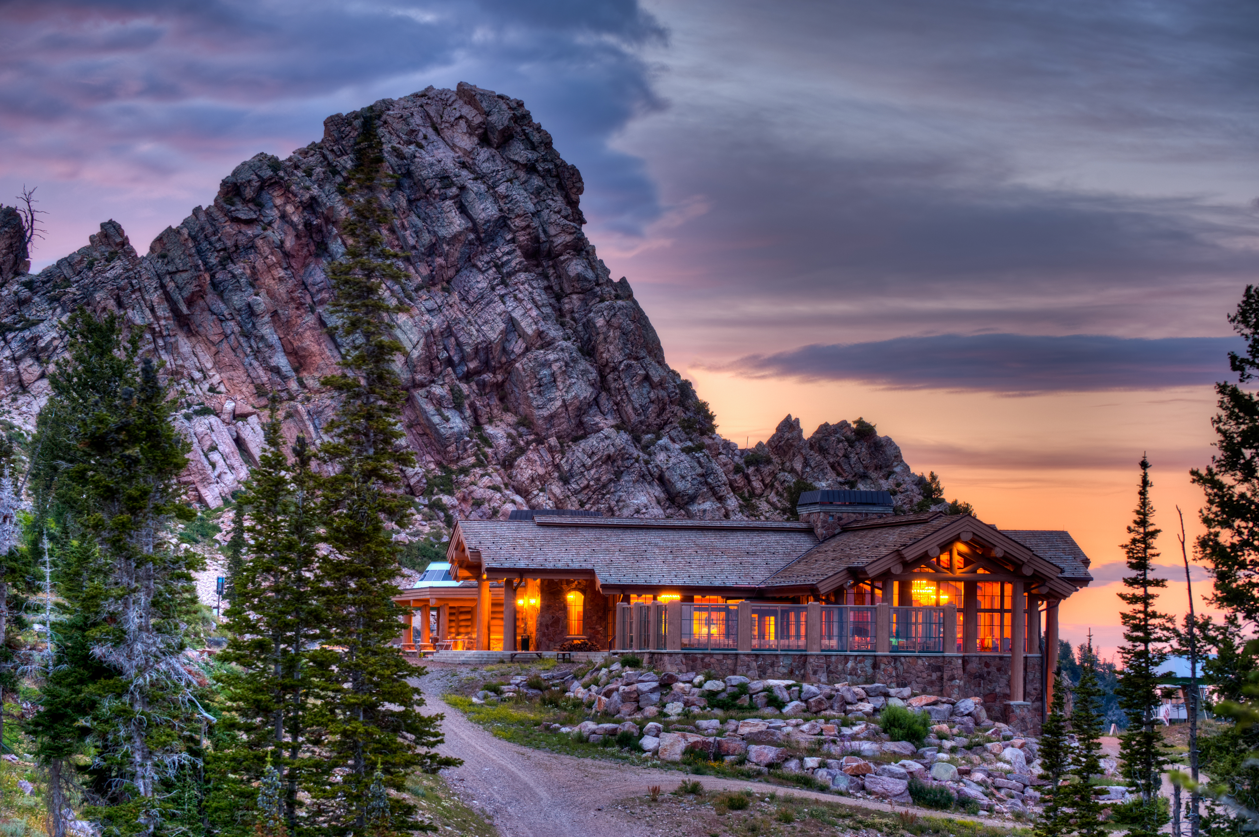needles-lodge-summer