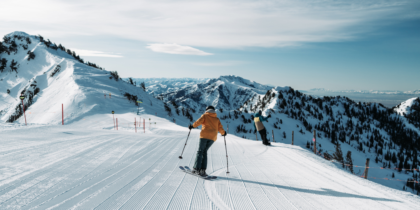 sb_winter_groomed_skierboarder